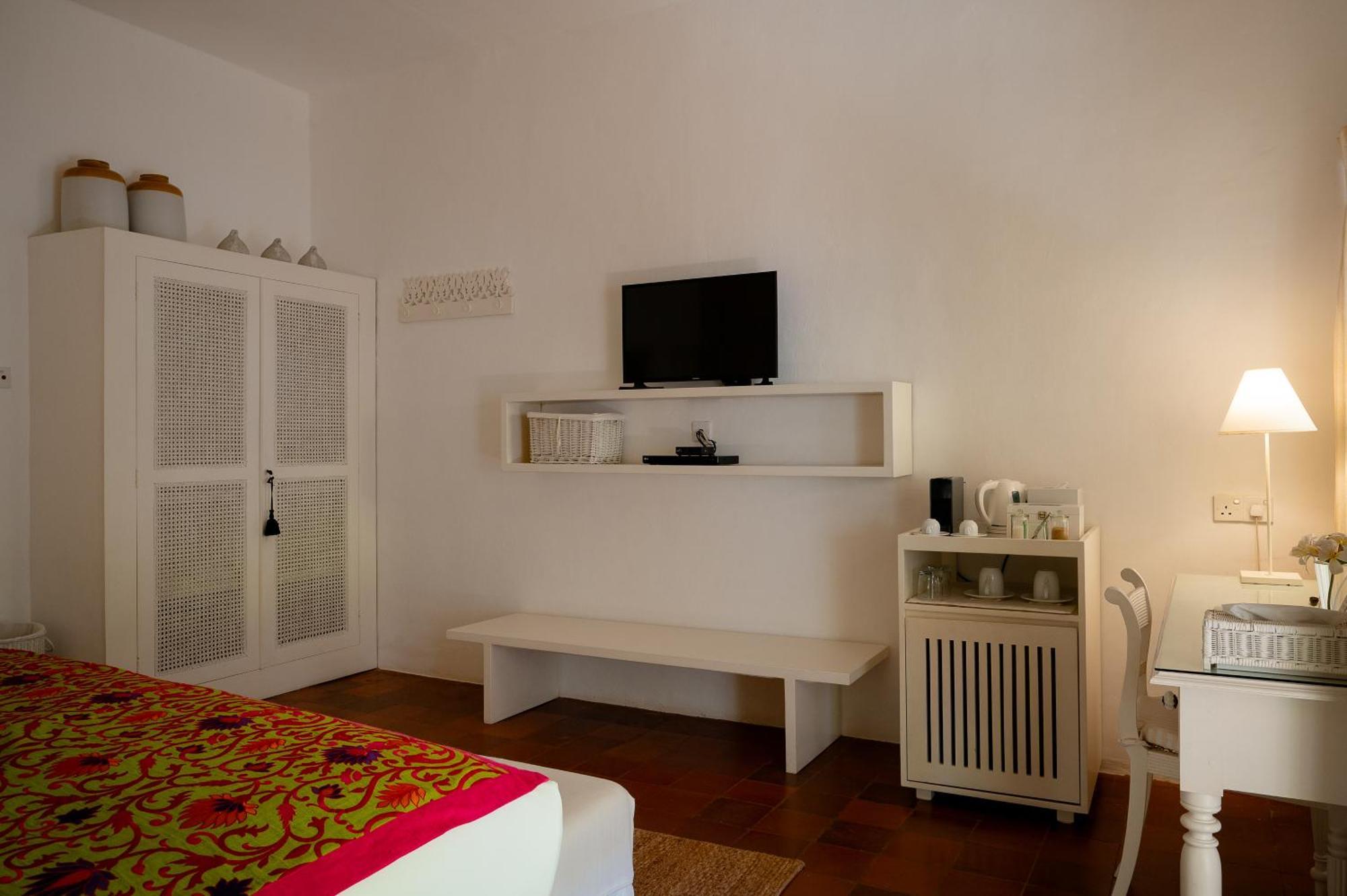 Nyne Hotels Rock Villa, Бентота Экстерьер фото
